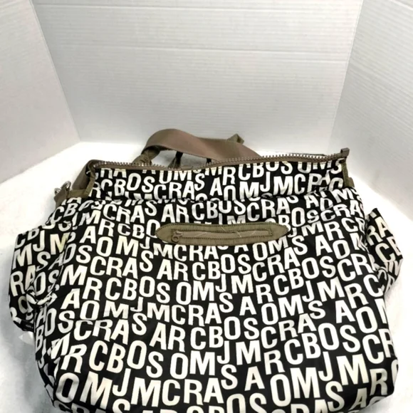 Marc By Marc Jacobs Olive Baby Bag - Picture 9 of 16